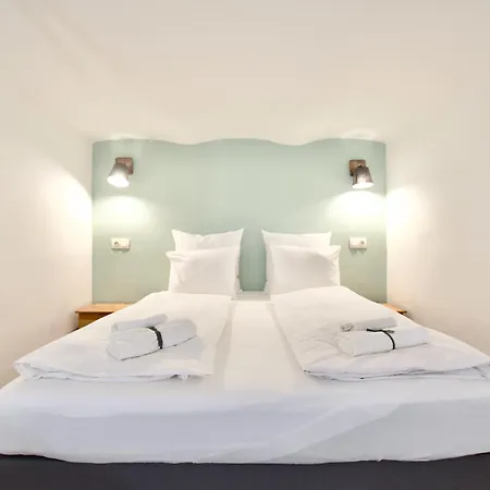 Appartement Standard By Hi5- Hunyadi Square